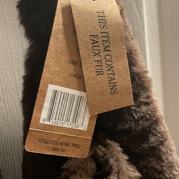 BNWT Michael STARS ⭐️ Faux Fur Hobo bag~This bag is a RARE find! - Picture 5 of 8